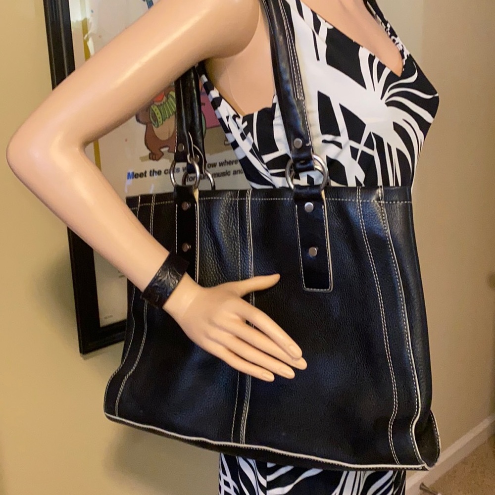 Kenneth Cole New York black leather tote
